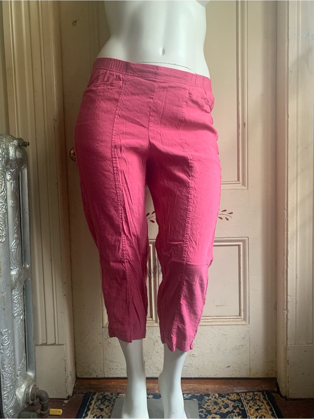 J. Jill Bright Pink Cropped Capris